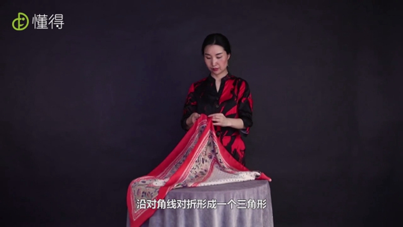 視頻教你絲巾的各種圍法