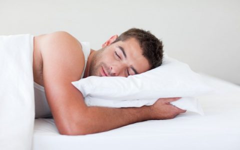 男生眉毛不對稱怎么辦，，，，這些妙招幫你解決煩惱