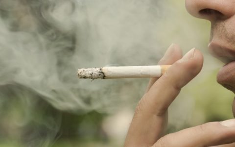 抽煙洗牙能變白嗎，有哪些科學(xué)依據(jù)