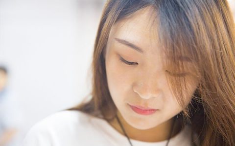 如何養(yǎng)成干凈臉 給皮膚進行保護和清潔