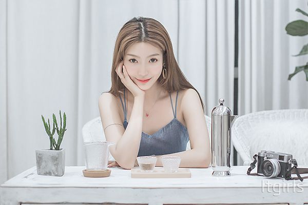 如何去除額頭前皺紋 教你找回年輕活力