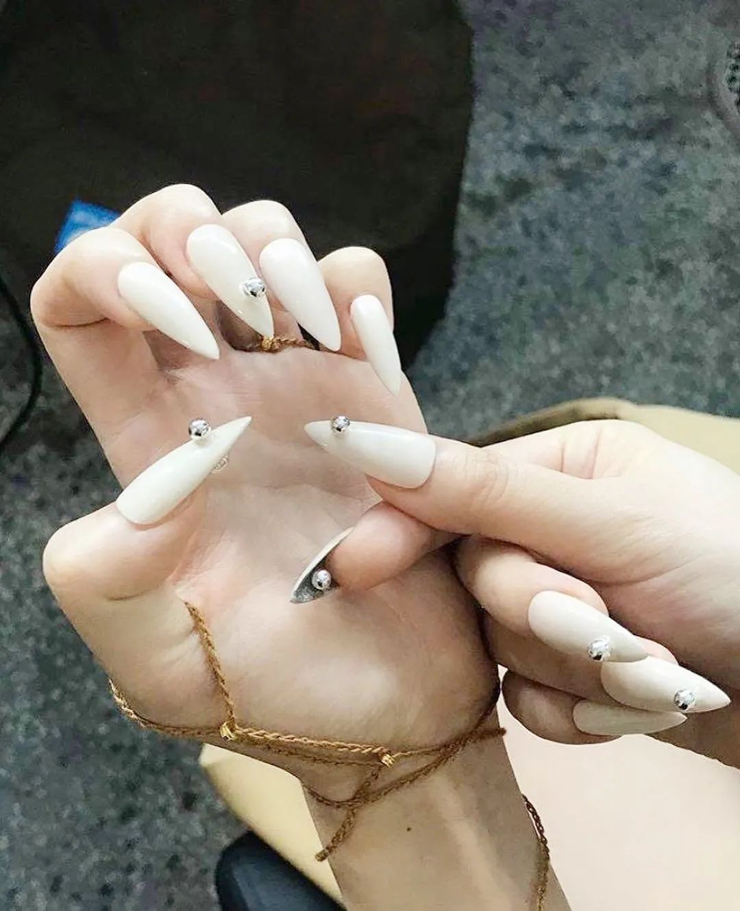 30款歐美風(fēng)尖形甲，超顯手長