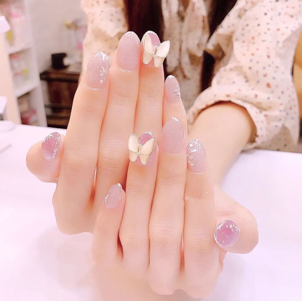 叮咚！你們要的高顏值七夕美甲來咯！