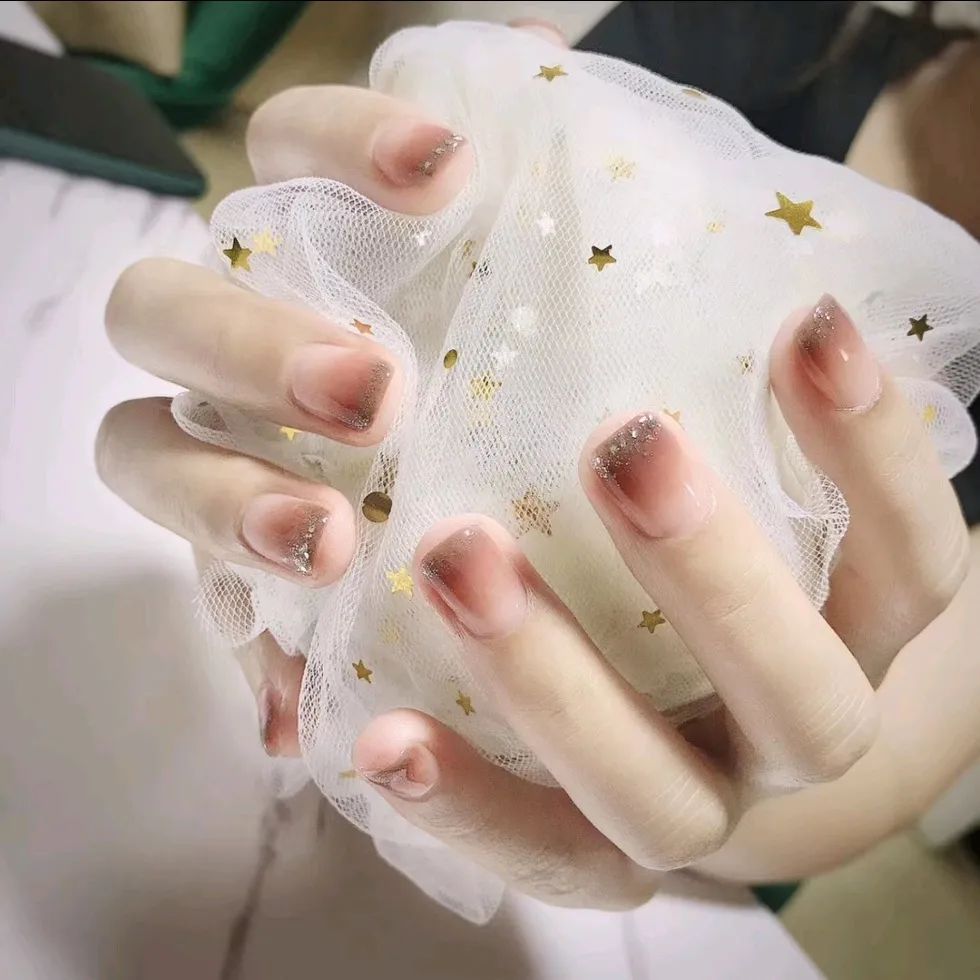 這4款美甲，最適合上班族！