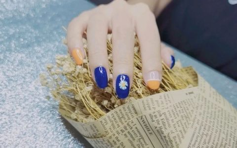 2020秋冬美甲流行色來(lái)啦！很美很高級(jí)！
