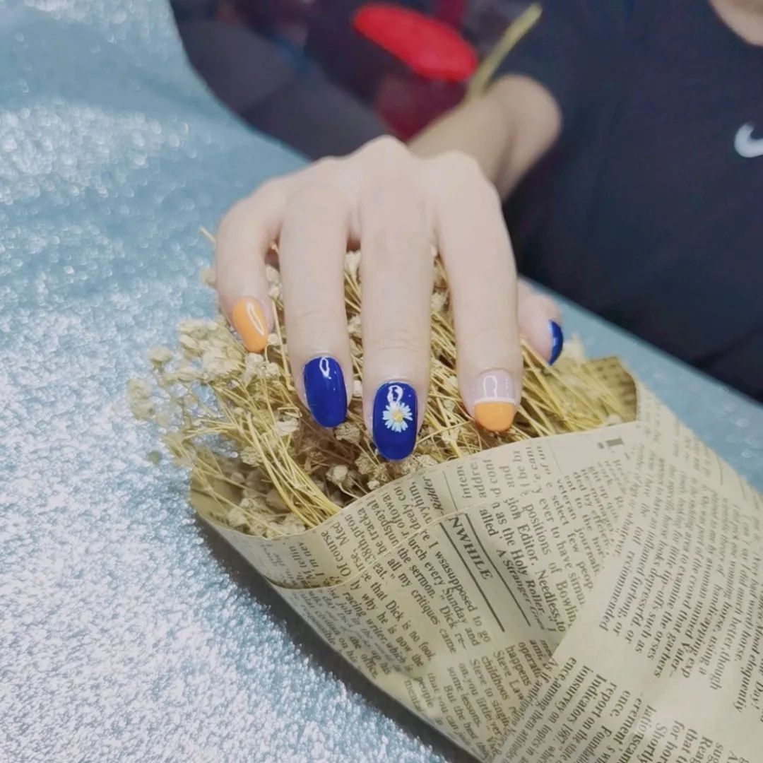 2020秋冬美甲流行色來(lái)啦！很美很高級(jí)！