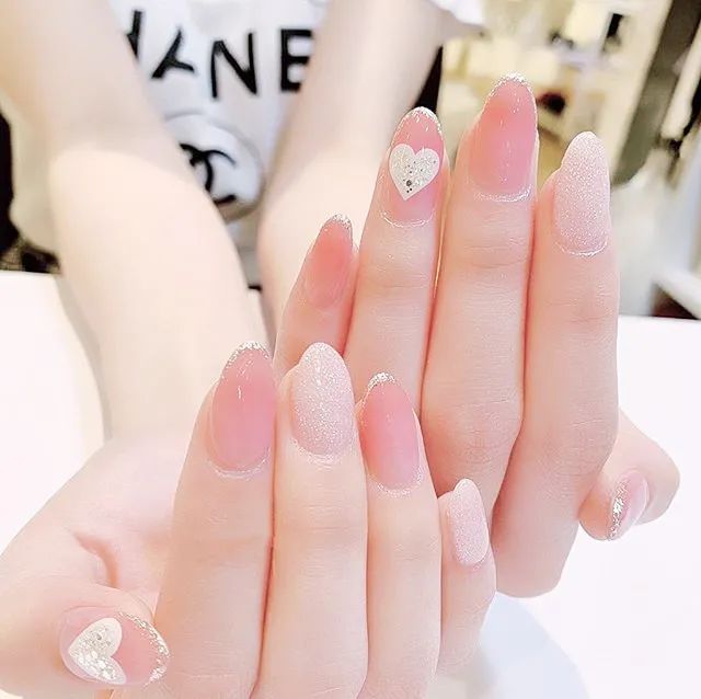 叮咚！你們要的高顏值七夕美甲來咯！