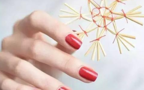 優(yōu)雅純色美甲怎么做 步驟簡(jiǎn)單成品好看