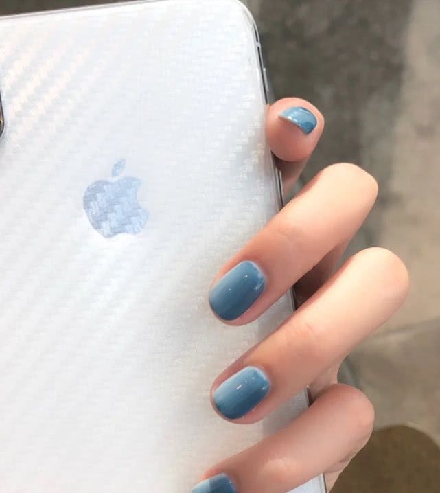  夏天顯手白的氣質(zhì)美甲圖片 每一款都讓人心動！