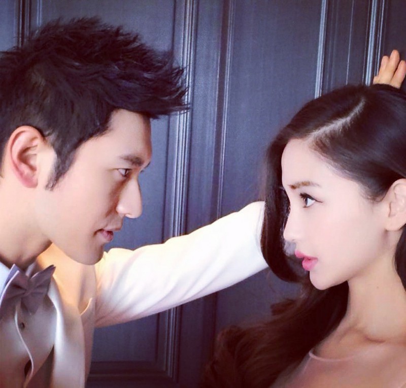 黃曉明探班，Angelababy：這對(duì)夫妻算是娛樂圈真愛嗎？