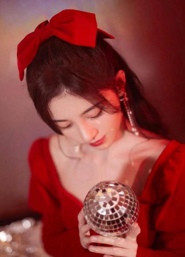 大腸發(fā)圈怎么扎好看 古早發(fā)飾再流行