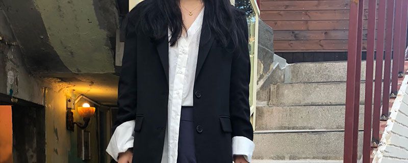女生頭大身子小怎么穿搭 增加身材比例協(xié)調(diào)度的方法介紹