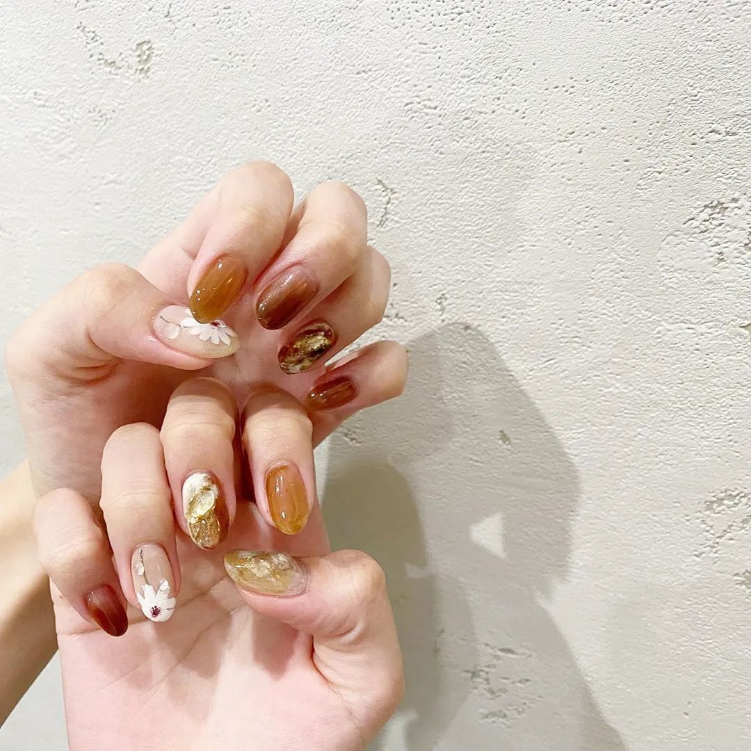 金秋國(guó)慶搭配復(fù)古長(zhǎng)島冰茶美甲，簡(jiǎn)直美醉了