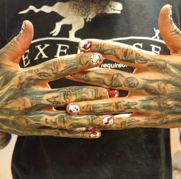 比紋身更上癮的是美甲？男Rapper執(zhí)迷的美甲癖太帥了！插圖(4)
