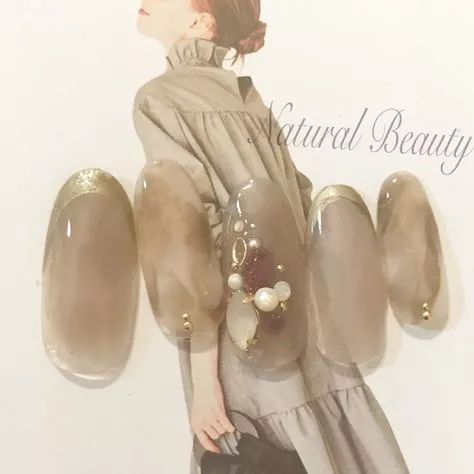 美甲如何配衣服？插圖(3)