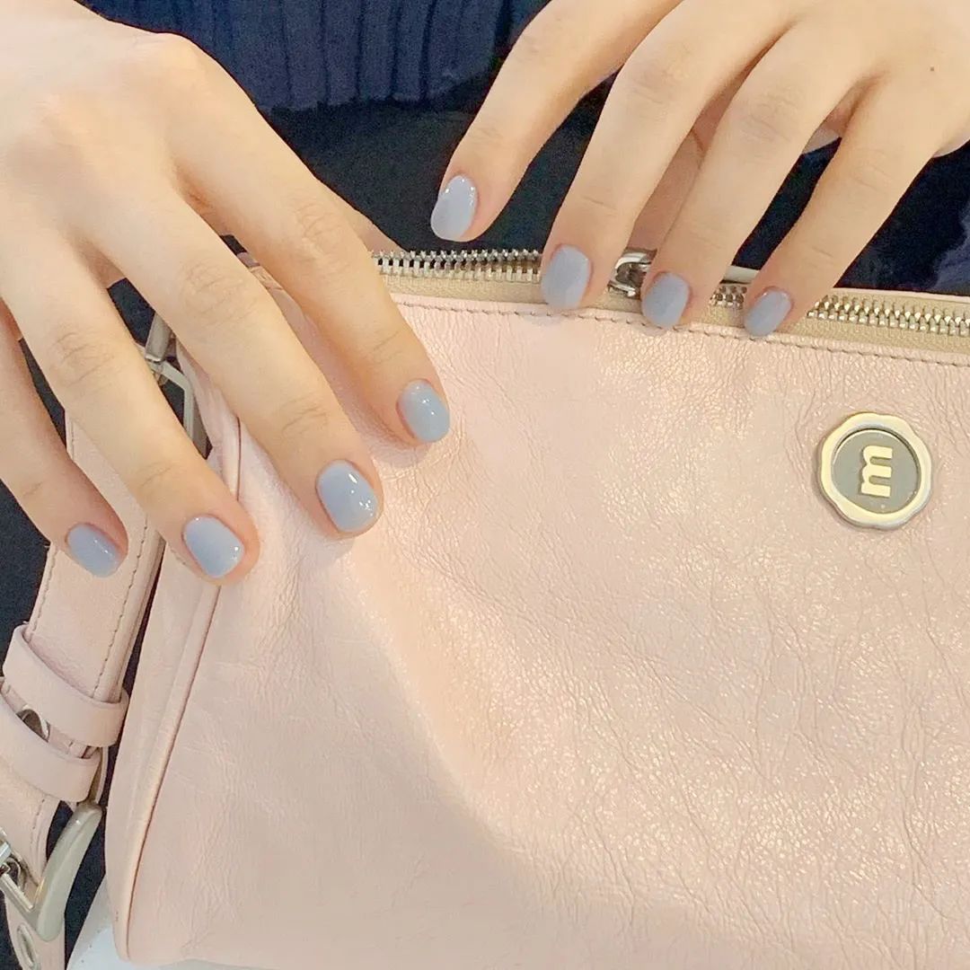 短指甲做什么顏色的美甲最好看？