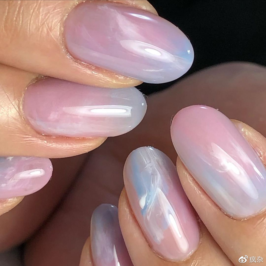 不要設(shè)限其他人怎么想～昂首秋季下的「粉藍夕陽指彩」學會闊達看淡插圖(6)