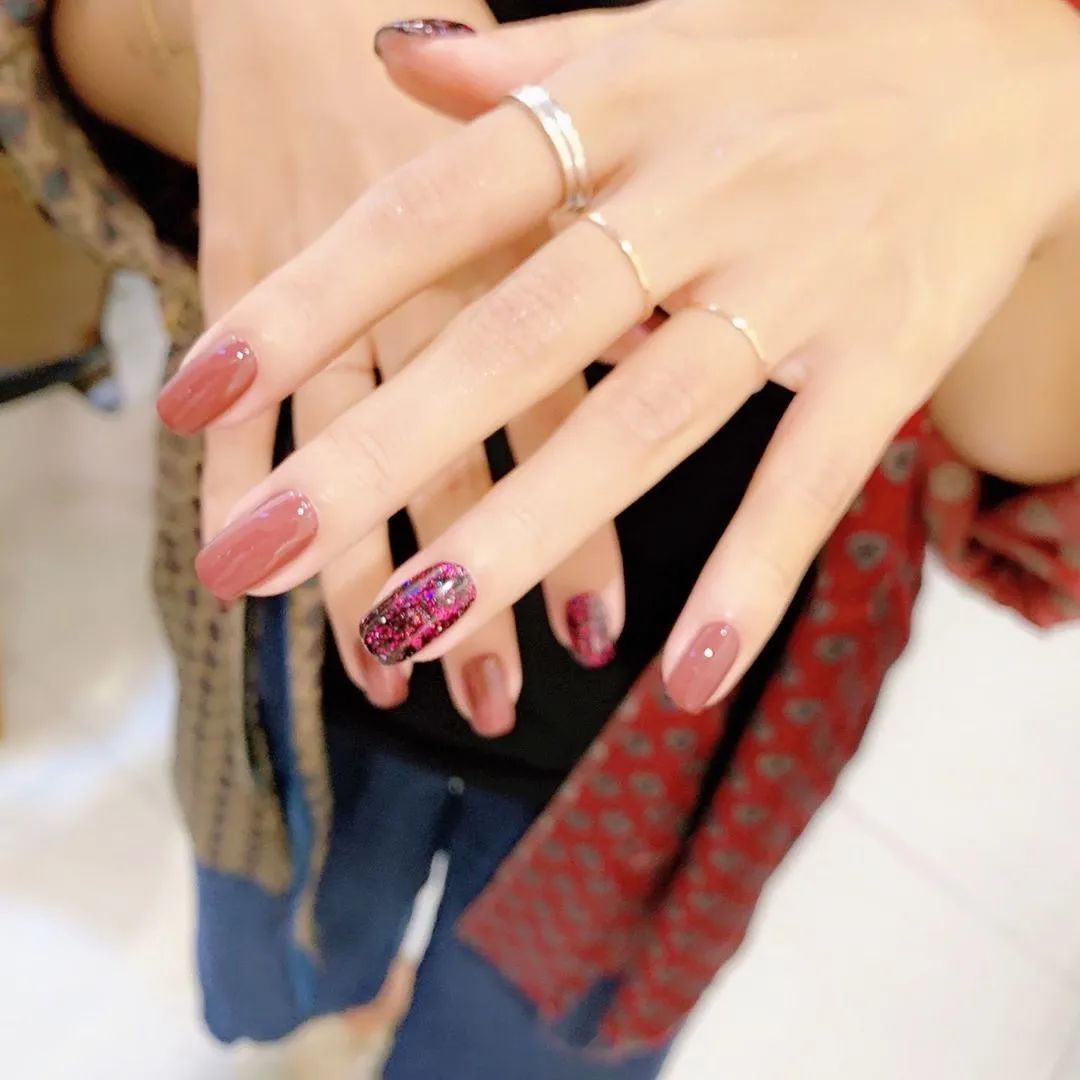 「名媛」做什么美甲？