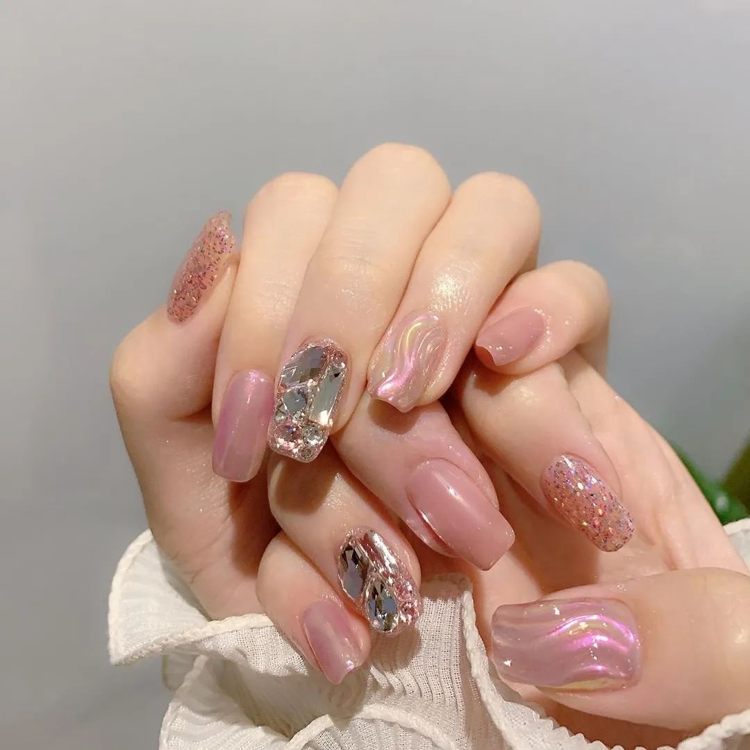 「名媛」做什么美甲？