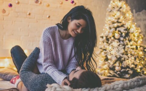 當(dāng)女朋友生氣了怎么辦，男生們一定需要懂的哄人方式