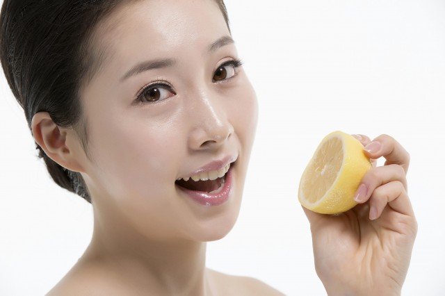 臉部怎么美白，臉部美白簡(jiǎn)單小妙招