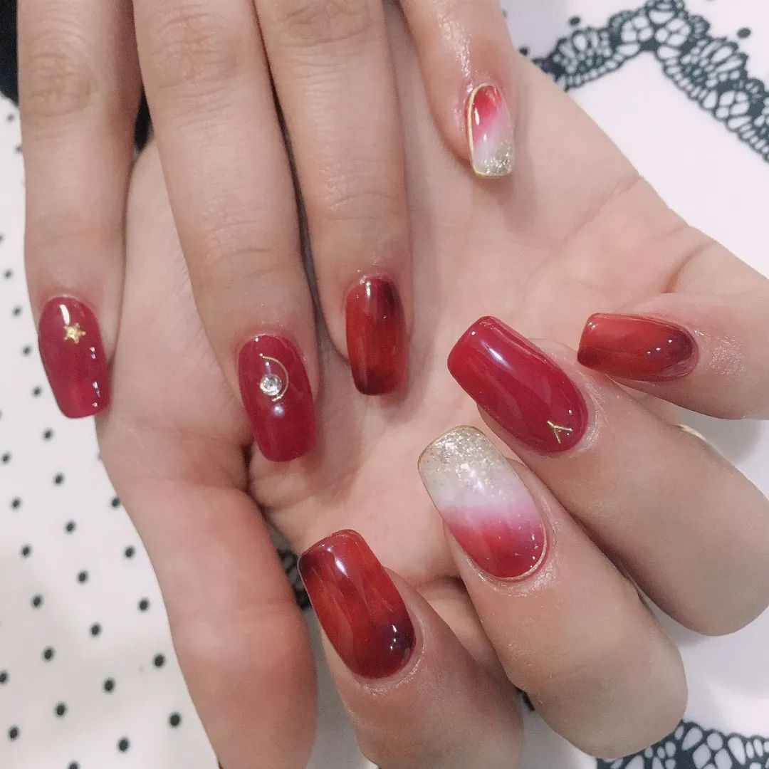 2021新年最后一波過年紅色美甲！再不做就來不及啦！