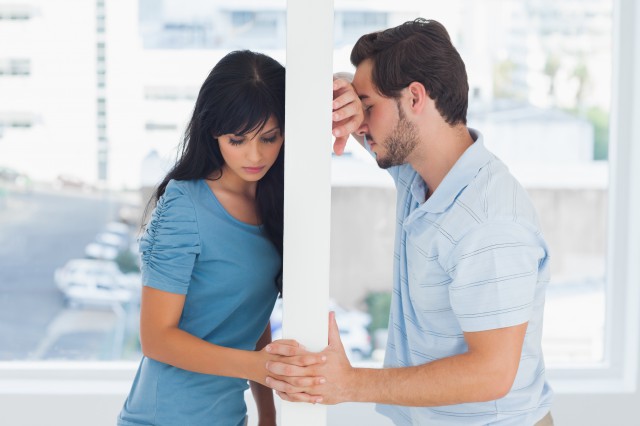 對(duì)付男人冷落你的方法，當(dāng)一個(gè)男人冷落你時(shí)這樣做最好