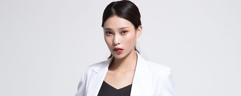 個子小卻有氣場的女生 配飾可以增加氣場