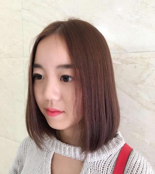 圓臉適合的短發(fā)，圓臉女生合適什么短發(fā)