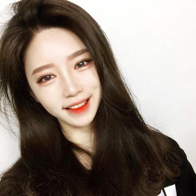 鵝蛋臉適合什么樣的發(fā)型，鵝蛋臉女生做什么發(fā)型好看
