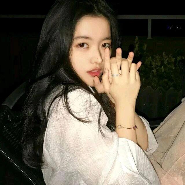戀愛沒開竅的女生表現(xiàn)，戀愛沒開竅的女生會(huì)有什么表現(xiàn)