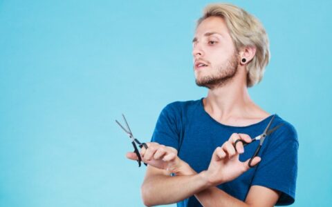 自然卷適合什么發(fā)型，自然卷男生發(fā)型推薦