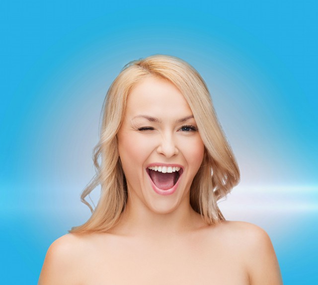 頭發(fā)硬適合什么發(fā)型 女生頭發(fā)硬適合什么發(fā)型