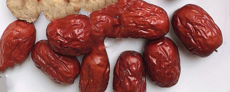 臉部皮膚松弛吃什么好 細(xì)膩緊膚的美容護(hù)膚小竅門