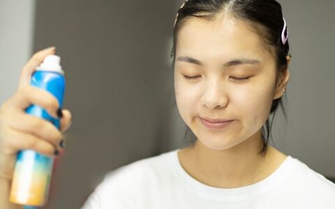 皮膚暗黃粗糙怎么變白變細膩 生活習慣的調理很重要