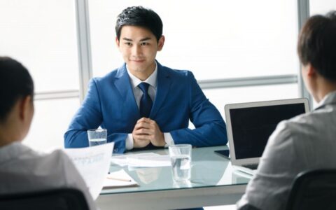對(duì)不喜歡的人怎么相處，和不喜歡的人相處要注意什么
