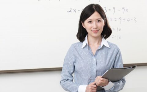 如何處理好師生關(guān)系，老師要如何處理師生關(guān)系