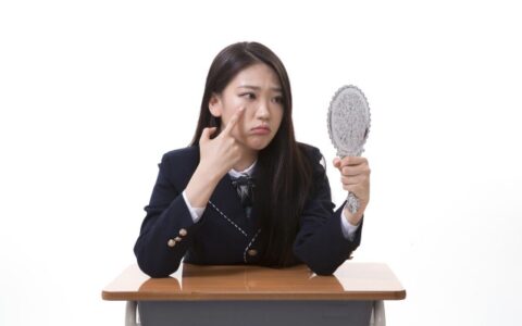 臉上長(zhǎng)痘痘怎么調(diào)理，調(diào)理臉上痘痘的方法有哪些