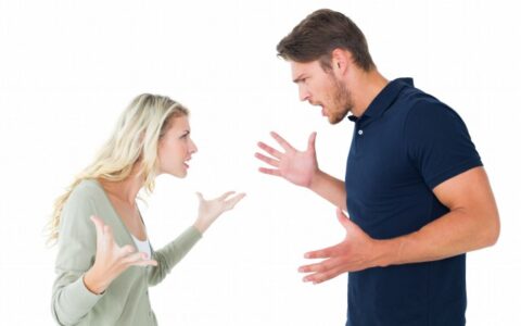 男人想放棄婚姻的表現(xiàn)，男人想放棄婚姻的4種表現(xiàn)