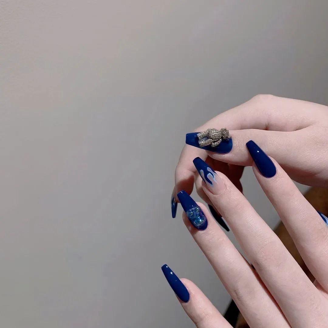 拽姐們看過(guò)來(lái)~這個(gè)系列的美甲你絕對(duì)會(huì)愛(ài)！