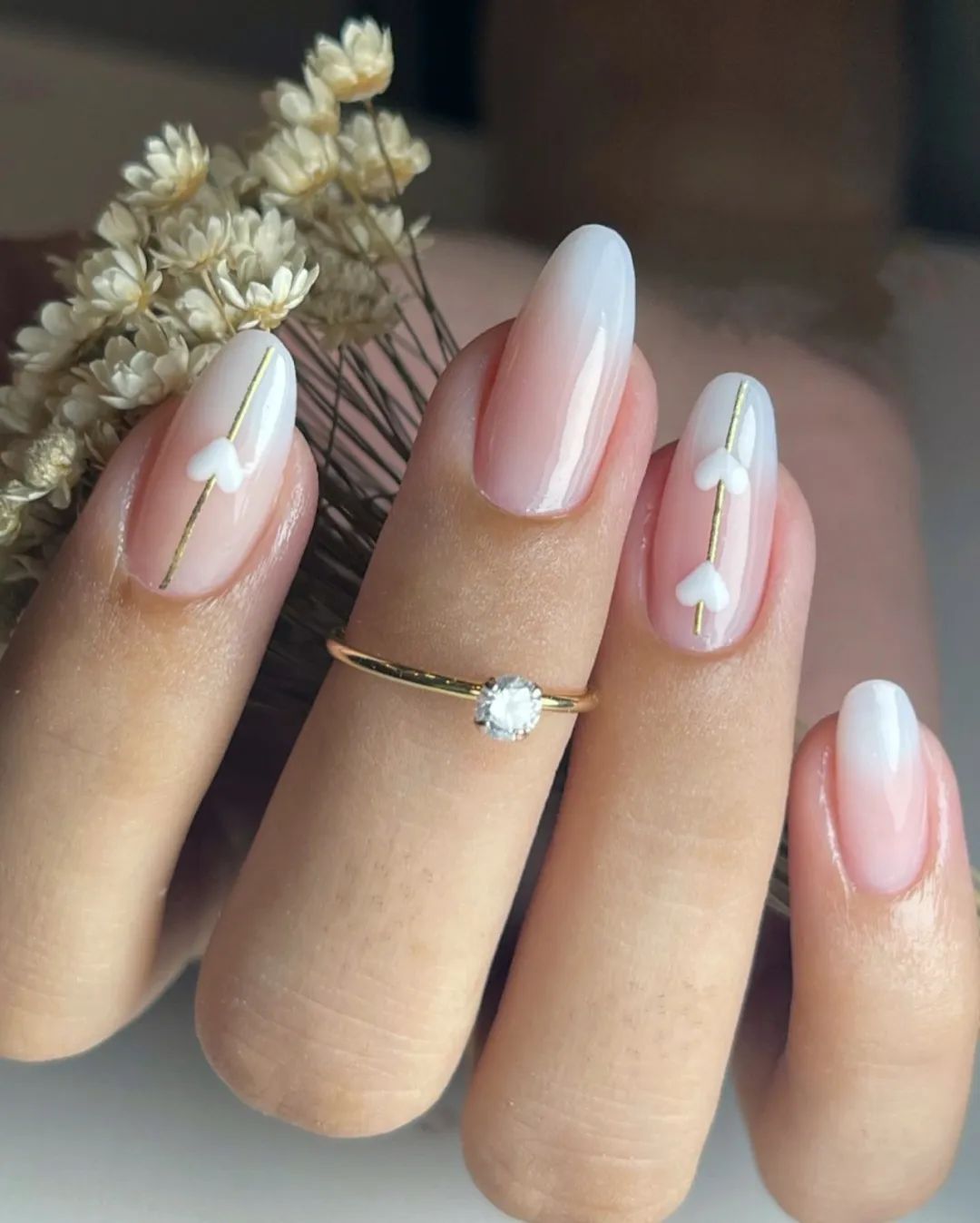 非常有質(zhì)感的新婚美甲，最近要結(jié)婚的準(zhǔn)新娘們看過(guò)來(lái)