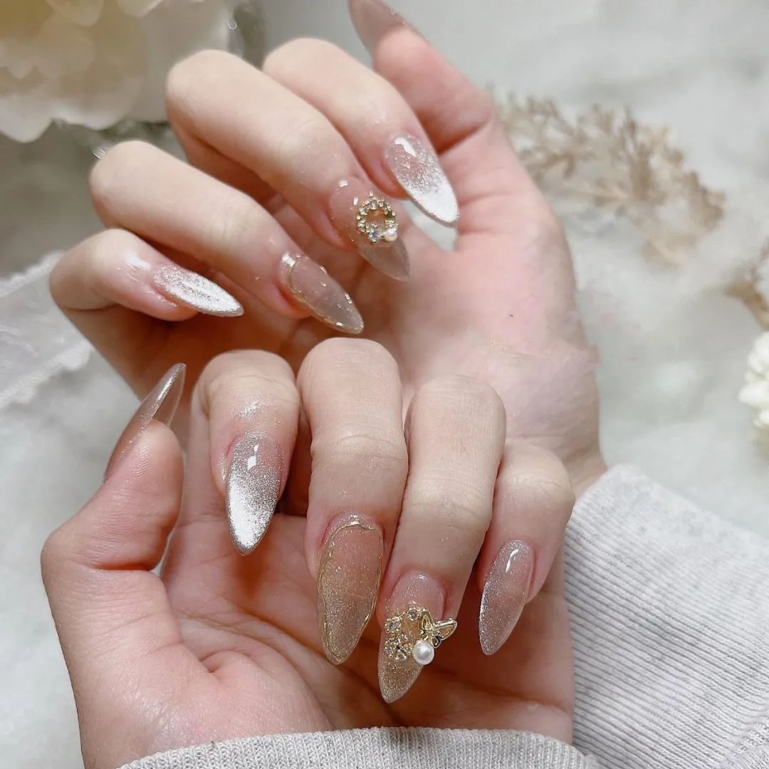 非常有質(zhì)感的新婚美甲，最近要結(jié)婚的準(zhǔn)新娘們看過(guò)來(lái)