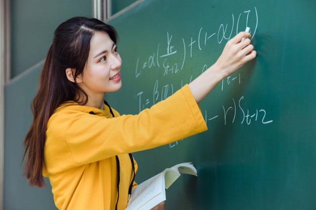 師生關(guān)系的最高境界是什么，關(guān)于最理想的師生關(guān)系