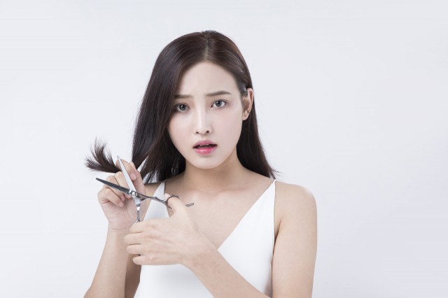 頭發(fā)稀少怎么變濃密，如何促進(jìn)頭發(fā)生長濃密