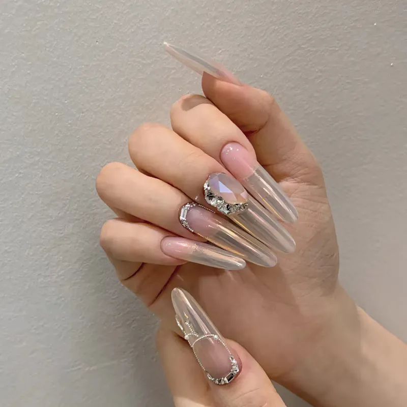 初秋美甲，就應該這樣仙仙玉玉的