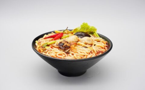 酸辣粉熱量高嗎，減肥能不能吃酸辣粉