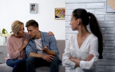 男人處理婆媳關(guān)系十條，男人如何協(xié)調(diào)婆媳矛盾？