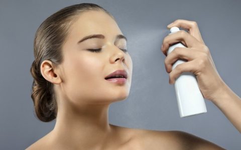 臉上皮膚暗淡無(wú)光怎么辦，如何解決臉部皮膚暗淡無(wú)光的問(wèn)題？